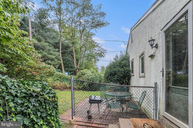 1585 EDGEWOOD AVE, Abington, PA 19001