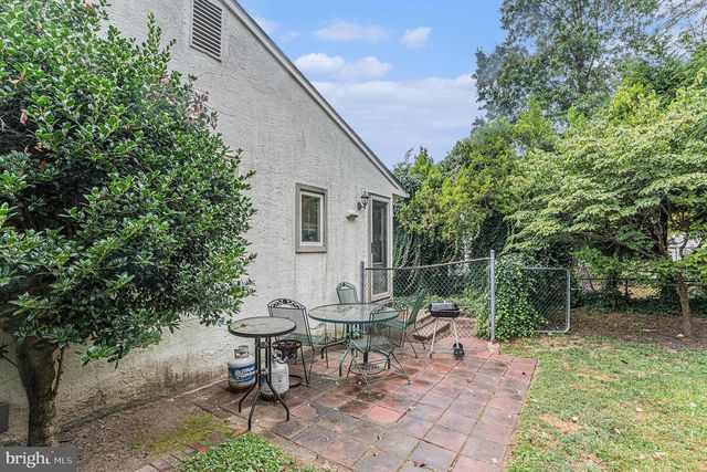 1585 EDGEWOOD AVE, Abington, PA 19001