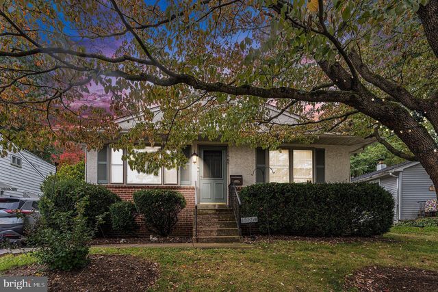 1585 EDGEWOOD AVE, Abington, PA 19001