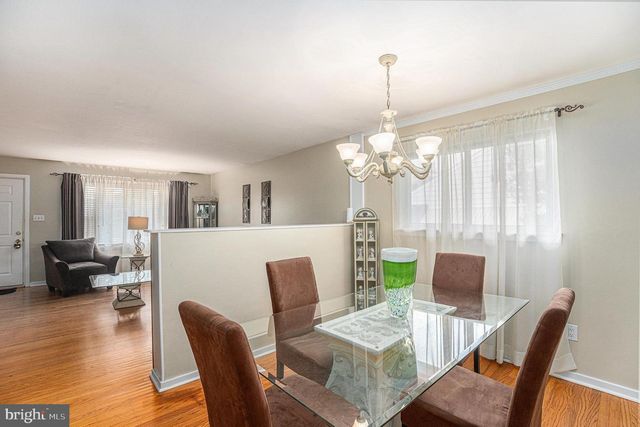 1585 EDGEWOOD AVE, Abington, PA 19001