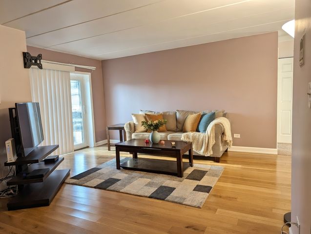 204 E Bailey Road D, Naperville, IL 60565