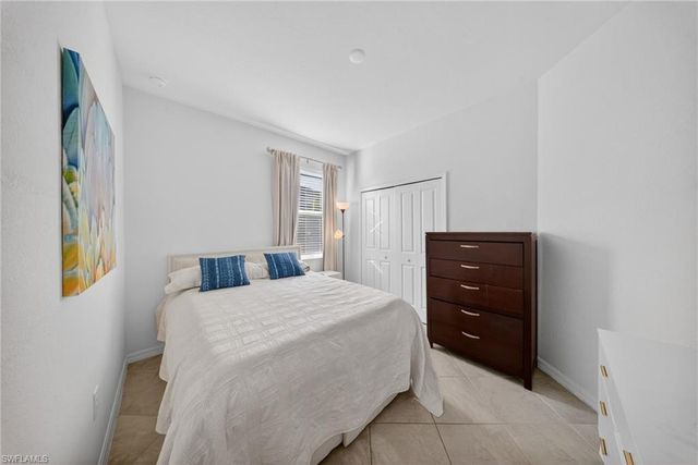 2196 Dragonfruit WAY, Naples, FL 34120