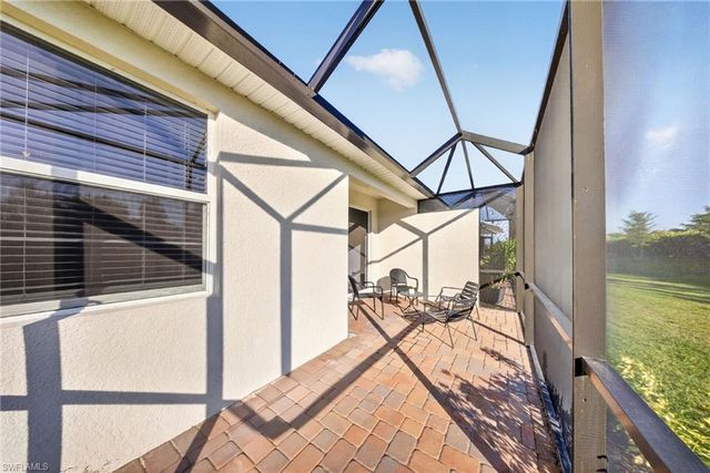 2196 Dragonfruit WAY, Naples, FL 34120