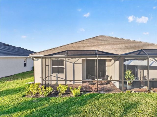 2196 Dragonfruit WAY, Naples, FL 34120