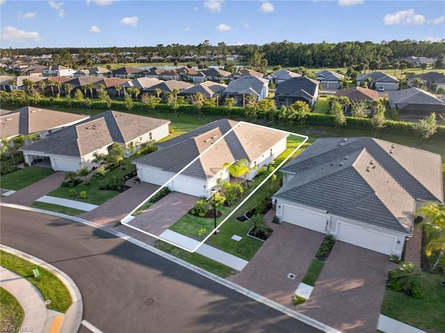 2196 Dragonfruit WAY, Naples, FL 34120