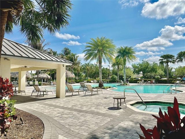 2196 Dragonfruit WAY, Naples, FL 34120