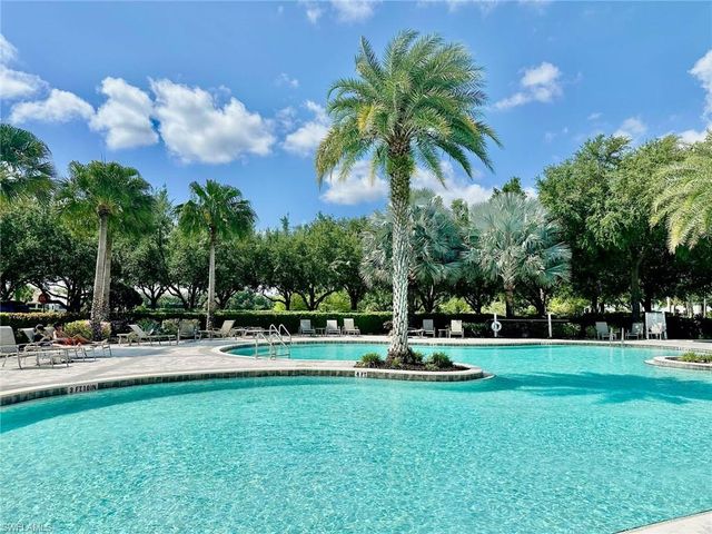 2196 Dragonfruit WAY, Naples, FL 34120