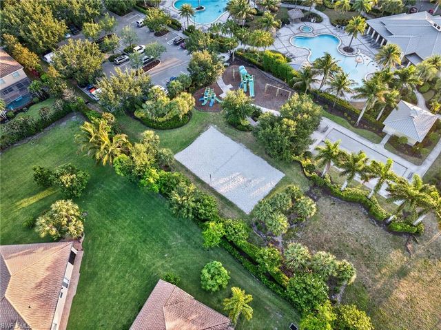 2196 Dragonfruit WAY, Naples, FL 34120