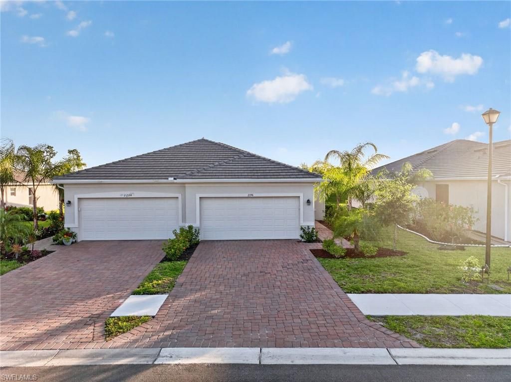 2196 Dragonfruit WAY, Naples, FL 34120
