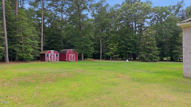 1117 Maccripine Road, Pinetops, NC 27864