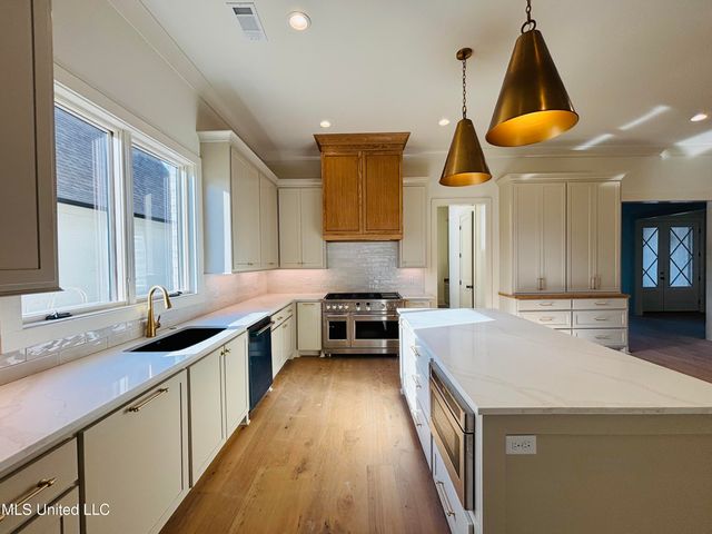 409 Whittington Circle, Madison, MS 39110