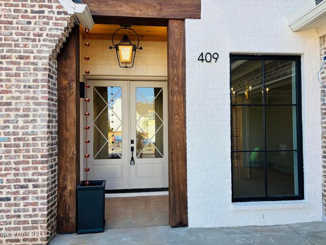 409 Whittington Circle, Madison, MS 39110