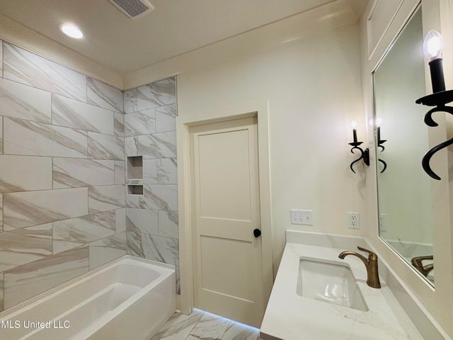 409 Whittington Circle, Madison, MS 39110