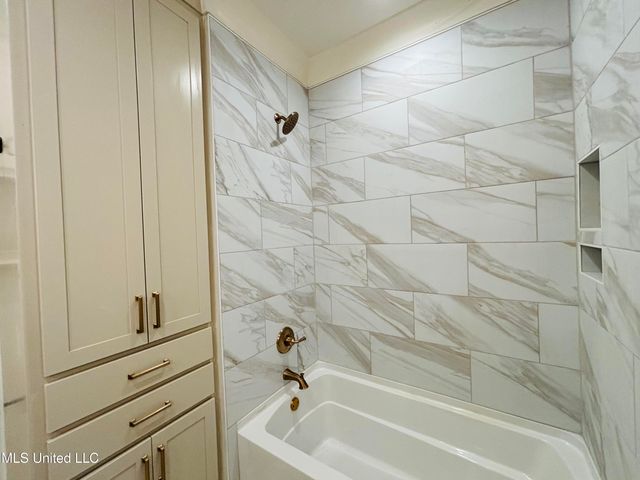 409 Whittington Circle, Madison, MS 39110