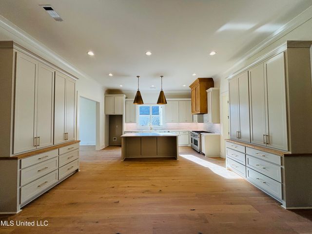 409 Whittington Circle, Madison, MS 39110