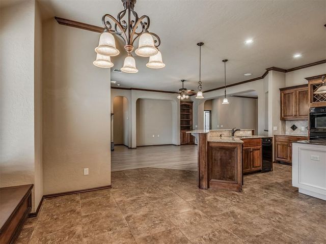 2704 SW 96th Circle, Oklahoma City, OK 73159