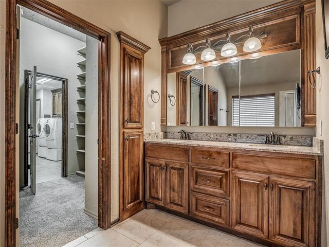 2704 SW 96th Circle, Oklahoma City, OK 73159
