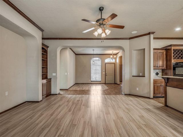 2704 SW 96th Circle, Oklahoma City, OK 73159