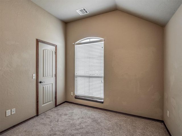 2704 SW 96th Circle, Oklahoma City, OK 73159