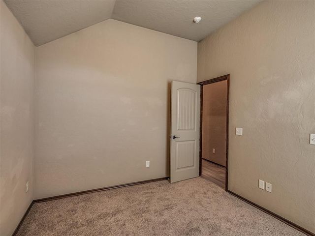 2704 SW 96th Circle, Oklahoma City, OK 73159