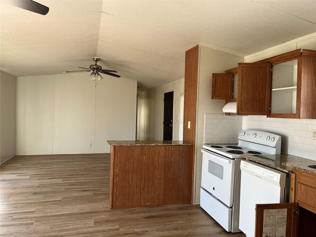 8514 County Road 623, Blue Ridge, TX 75424