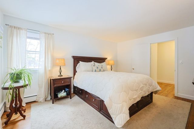 52 Orchard Street, Medfield, MA 02052