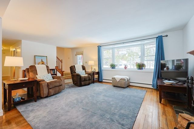 52 Orchard Street, Medfield, MA 02052