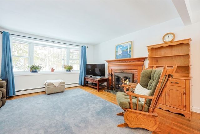 52 Orchard Street, Medfield, MA 02052