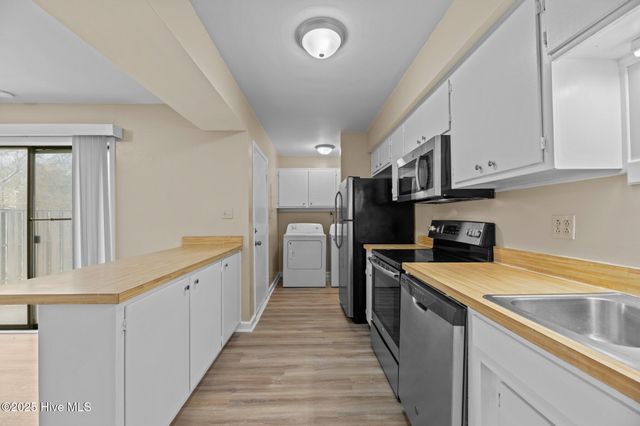 21 Donnell Avenue, Havelock, NC 28532