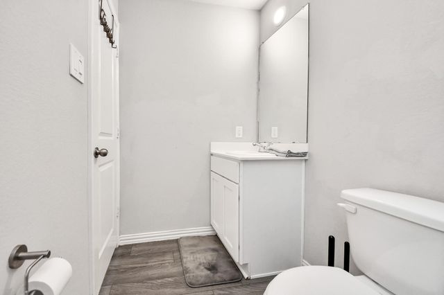 9027 Madera Road B, Houston, TX 77078