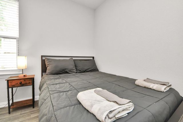 9027 Madera Road B, Houston, TX 77078