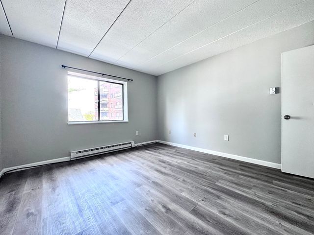 60 Pleasant St 206, Arlington, MA 02476