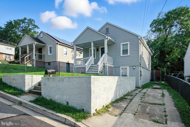 4617 HEATH ST, Capitol Heights, MD 20743