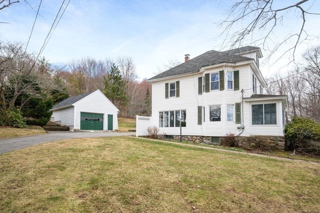 64 Whitehall Rd., Amesbury, MA 01913