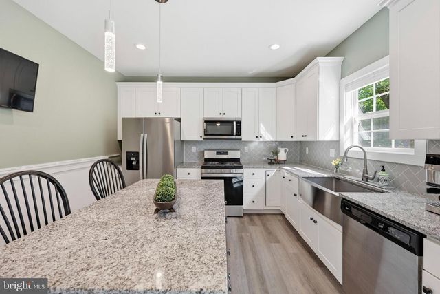 580 DEY DR, Harpers Ferry, WV 25425