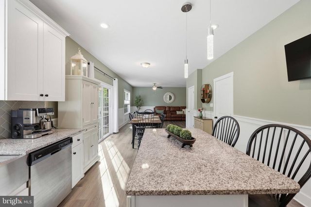 580 DEY DR, Harpers Ferry, WV 25425