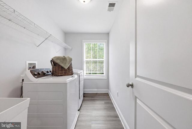 580 DEY DR, Harpers Ferry, WV 25425