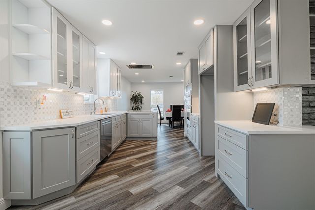 8526 Hiawatha Drive, Houston, TX 77036