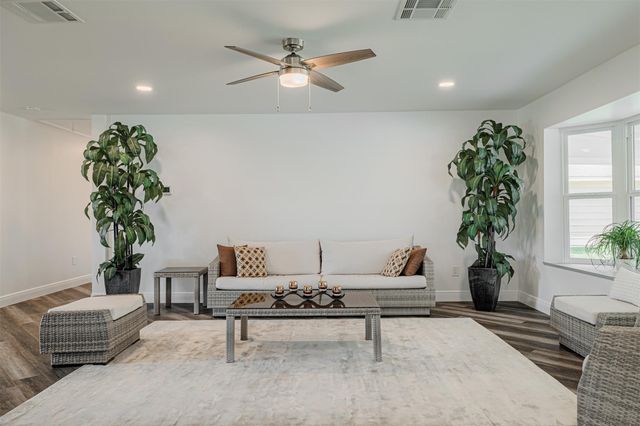 8526 Hiawatha Drive, Houston, TX 77036