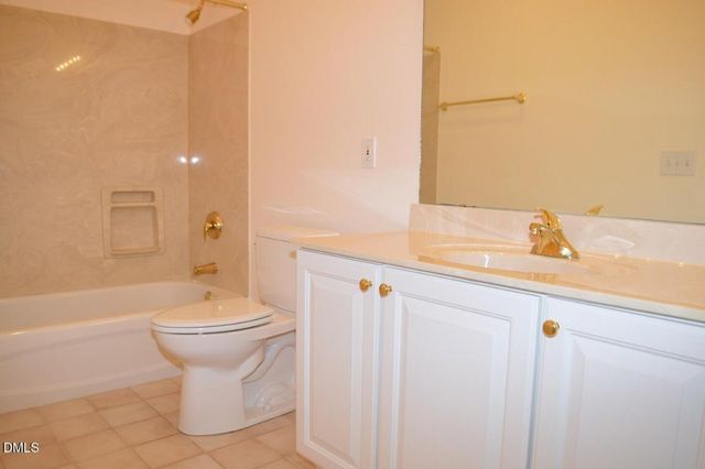 210 Baines Court, Cary, NC 27511