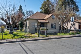 221 Ford St, Ukiah, CA 95482