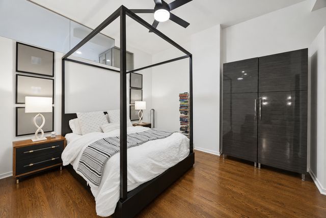 208 W Washington Street 1813, Chicago, IL 60606