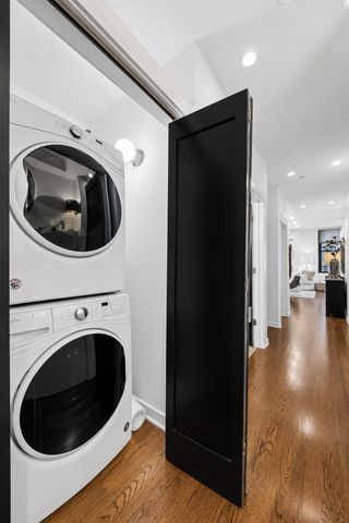 208 W Washington Street 1813, Chicago, IL 60606