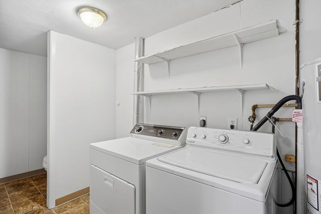 400 AUBURN LN, Columbia, MO 65203