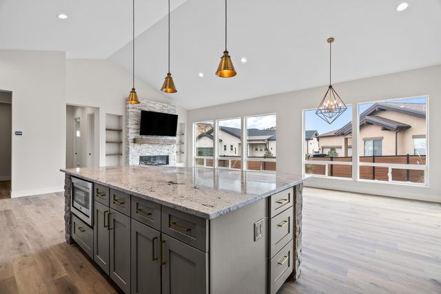 2285 Rock Valley Road, Grand Junction, CO 81507