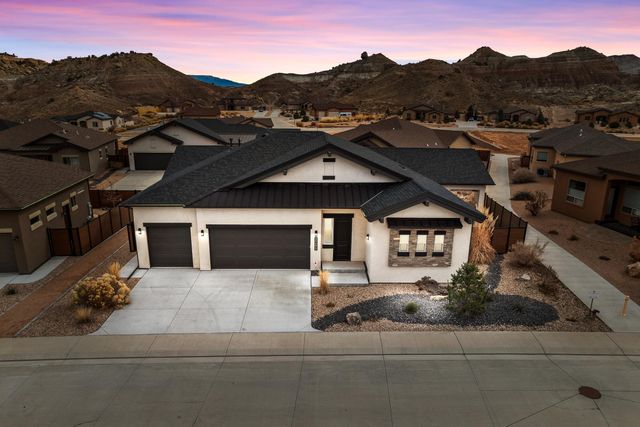 2285 Rock Valley Road, Grand Junction, CO 81507