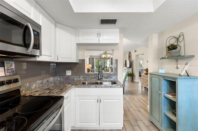 1370 HEATHER RIDGE BOULEVARD 105, Dunedin, FL 34698