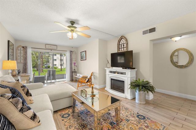 1370 HEATHER RIDGE BOULEVARD 105, Dunedin, FL 34698