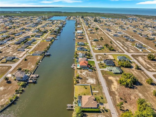 4114 NW 33rd LN, Cape Coral, FL 33993