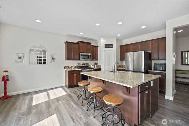 722 Williams Street NW, Orting, WA 98360